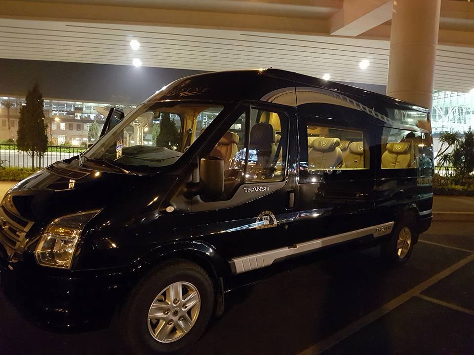 limousine van for rent to mui ne